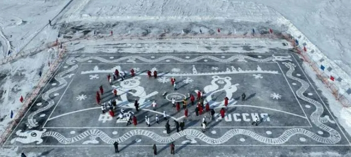 Российские спортсмены одержали победу в хоккейных матчах в рамках Китайско-российских зимних игр